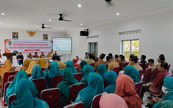 Musrenbang 2025 di Balai Pertemuan Kantor Kecamatan Gondang Kabupaten Tulungagung Jawa Timur, Senin (05/02/2024).