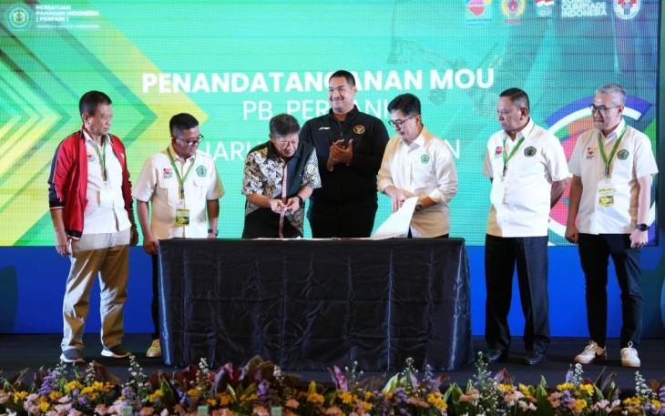 Menpora RI Dito Ariotedjo secara resmi membuka Rapat Kerja Nasional Persatuan Panahan Indonesia (Perpani) 2024 di Artotel Senayan, Jakarta, Minggu (8/12)