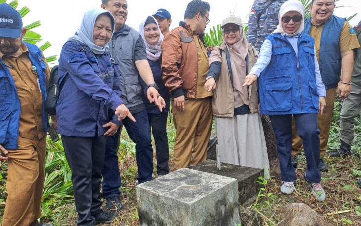 BNPP RI saat Tinjau Pilar Titik Referensi di Tanjung Sading Kabupaten Bintan