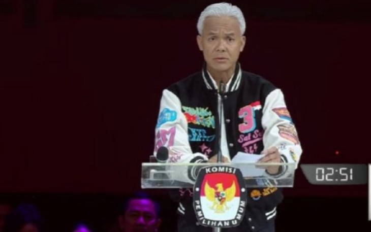 Calon presiden nomor urut 3 Ganjar Pranowo dalam debat kelima Pemilu 2024, Jakarta, Minggu (4/2/24) malam.