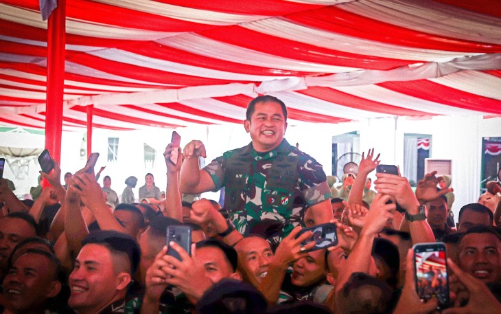 Kepala Staf Angkatan Darat (Kasad) Jenderal TNI Maruli Simanjuntak, M.Sc. melakukan rangkaian kunjungan kerja (Kunker) di wilayah Korem 032/Wira Braja dan meninjau rehab Rumah Sakit Tingkat III dr. Reksodiwiryo di Kota Padang 