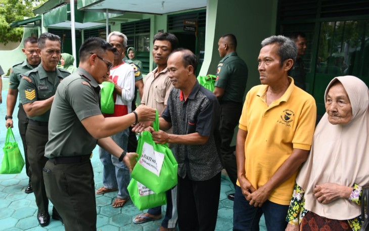 Koramil Tipe B 0802/01 Kota Ponorogo yang menjadi jadwal Kunjungan Kerja (Kunker) Komandan Kodim 0802/Ponorogo, Letkol Inf Hirta Juni Adriansyah, S. Sos. M. Han dan Ketua Persit Kartika Chandra Kirana (KCK) Cabang XVI Kodim Ponorogo, Ny. Ella Hirta Juni Adriansyah, Selasa (23/01/2024)