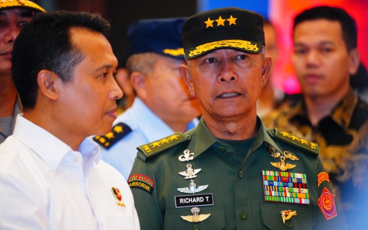 Kasum TNI Hadiri Pelantikan dan Sertijab Sekjen Kemenkumham RI