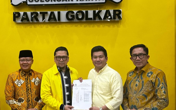 Rekom Partai Golkar Berlabuh Pada Pasangan Arie-Sumarno