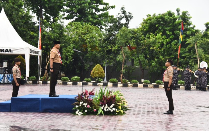  TNI Angkatan Laut (TNI AL) menggelar Apel Gabungan Pramuka Saka Bahari Tahun 2024 bertempat di Lapangan Apel Dispotmaral, Kelapa Gading, Jakarta Utara, Rabu (28/02)