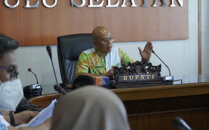 Bupati Bengkulu Selatan Gusnan Mulyadi 