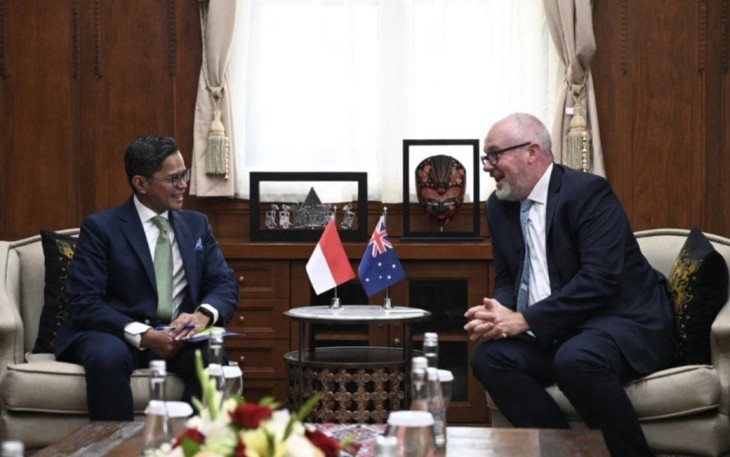 Wamenlu RI dalam pertemuannya dengan Wakil Menteri Perdagangan dan Wakil Menteri Manufaktur Australia, Tim Ayres di Jakarta (26/01).