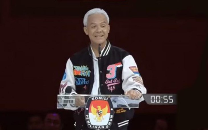 Calon presiden nomor urut 3 Ganjar Pranowo dalam debat kelima Pemilu 2024, Jakarta, Minggu (4/2/24) malam.