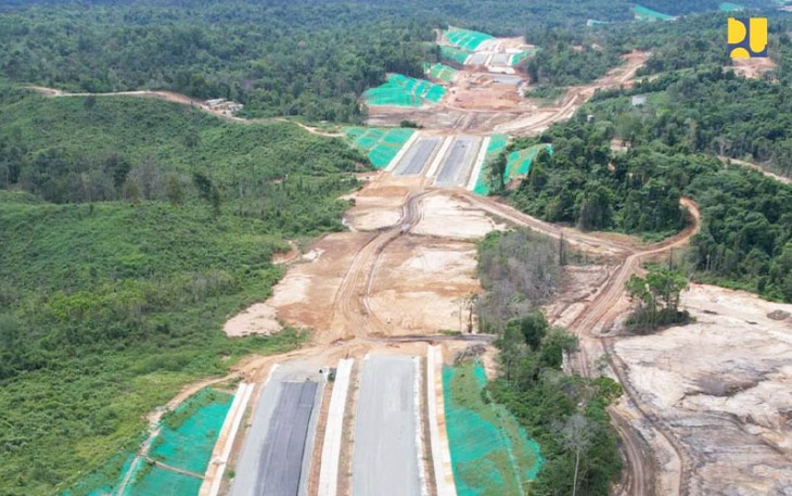 Jalan Tol Menuju IKN