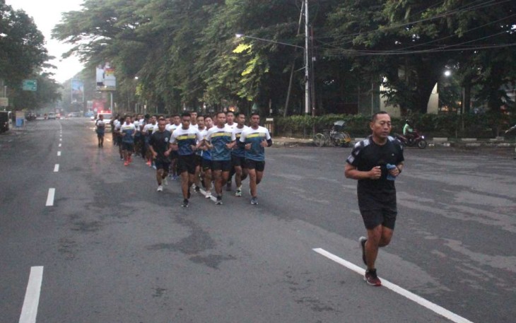 Lari bersama 5K prajurit Menarmed 2 Kostrad Malang, Kamis (11/1)