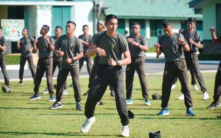 Joget Komando Prajurit Yonarmed 11 Kostrad, Jum'at (26/1)
