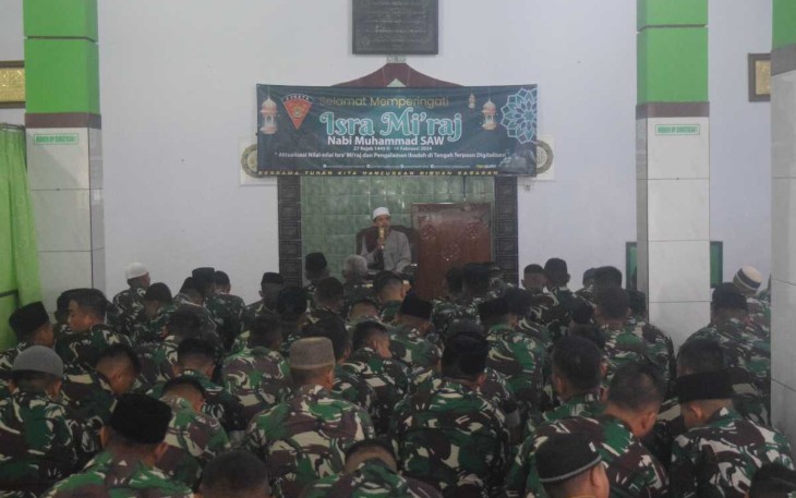 Peringatan Isra Mi'raj prajurit Yonarmed 1 Kostrad, Sabtu (10/2)