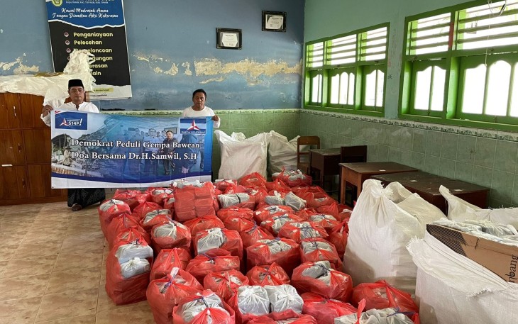 Demokrat Jatim Peduli Korban Gempa Bawean 