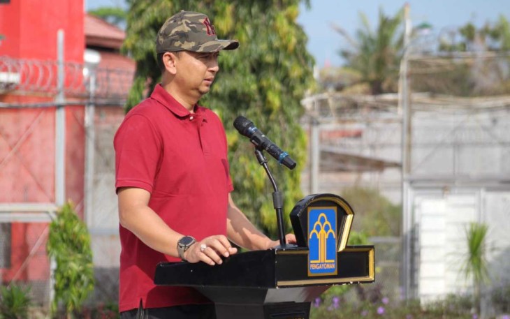 Kalapas Cilegon Yosafat Rizanto saat memberikan pengarahan pembukaan Porseni, Jum'at (26/4)