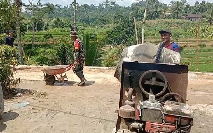 Bantu warga binaan bangun Plesengan
