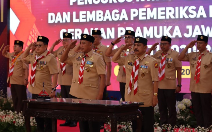 Kwarnas Kukuhkan Pengurus Kwarda Pramuka Jatim 2024-2025