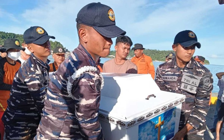 Evakuasi Korban Hilang Kontak di Nias Selatan