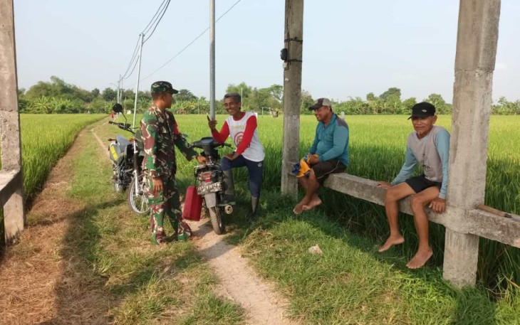 Edukasi warga desa binaan 