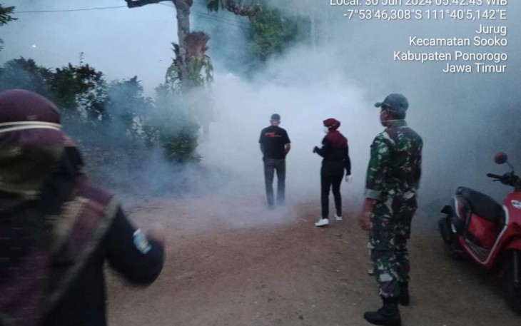 Fogging di wilayah desa binaan 