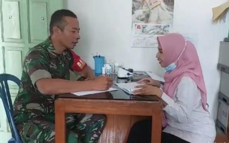Komsos bersama bidan desa 