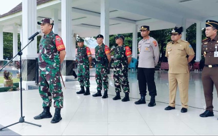 Dandim 1410/Bantaeng Letkol Inf Eka Agus Indarta