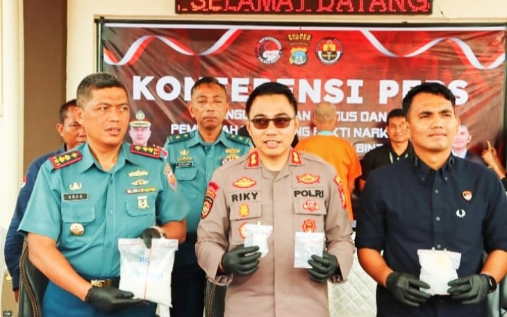 Polres Bintan dan Lanal Bintan Musnahkan Narkoba Jenis Sabu Hampir 1 Kg 