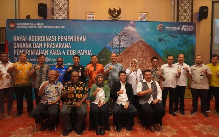 Pembahasan percepatan pembangunan KPP DOB Papua