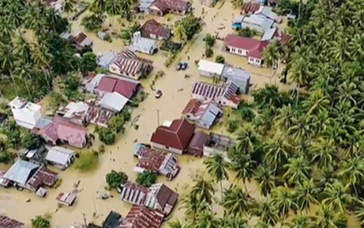 Penampakan banjir yang merendam rumah warga di Kabupaten Parigi Moutong pada Selasa (3/9)