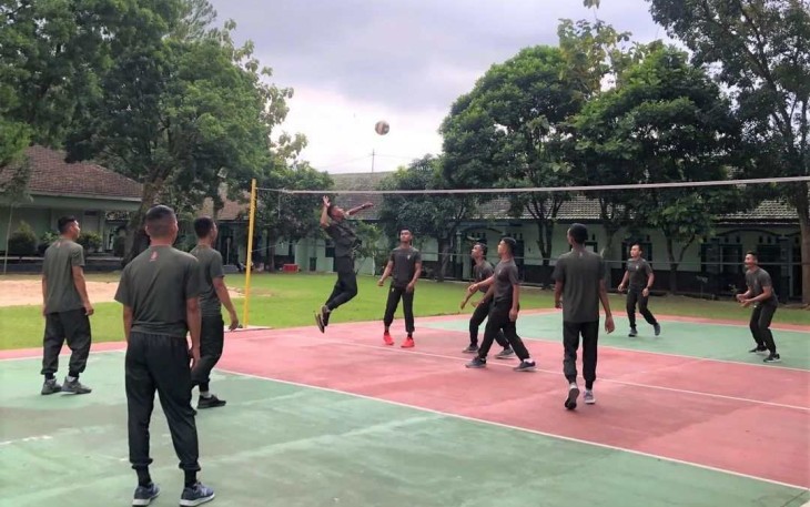 Jum'at voli prajurit Menarmed 2 Kostrad 