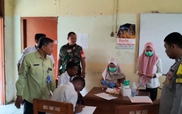 Skrining malaria di sekolah wilayah desa binaan 