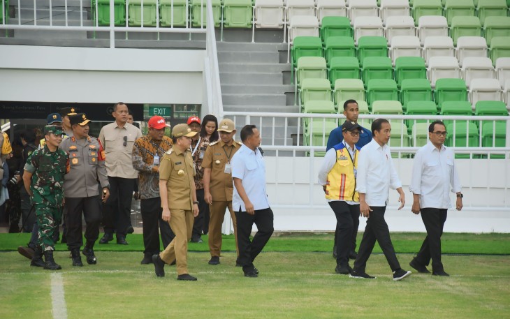 Pangdam I BB Dampingi Presiden Jokowi Meresmikan Stadion Utama di Sumut
