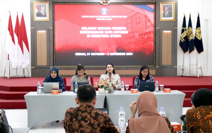 Flora Nainggolan Berikan Sambutan.
