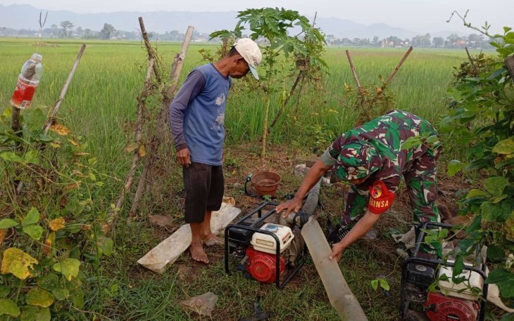 Pendampingan pengairan sawah wilayah desa binaan 