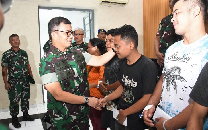 Pangdam I/BB Sampaikan Permohonan Maaf kepada Keluarga Korban Keributan di Sibiru-biru.