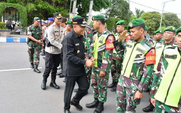 Apel gelar pasukan Operasi Lilin Semeru 2024 di Ponorogo 