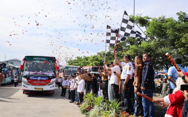 Pelepasan bus pengangkut pemudik gratis