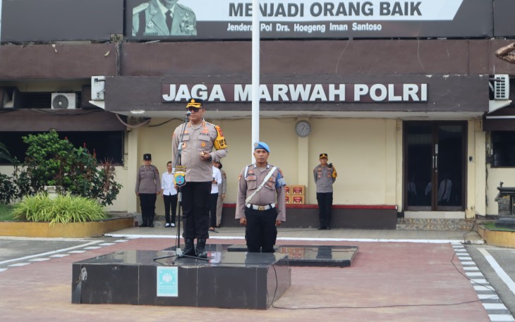 Kapolrestabes Medan Pimpin Apel Pagi. 