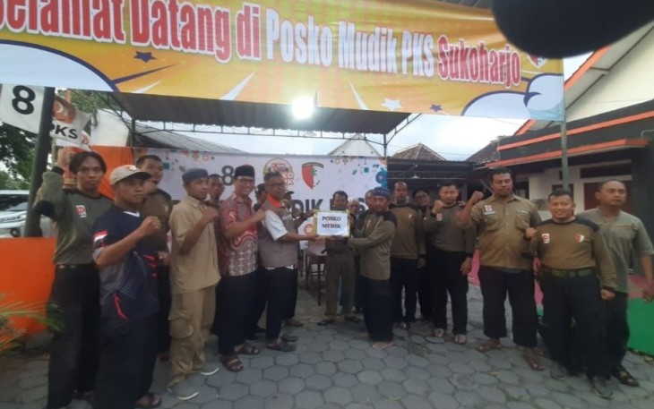 Posko mudik lebaran PKS Kabupaten Sukoharjo 