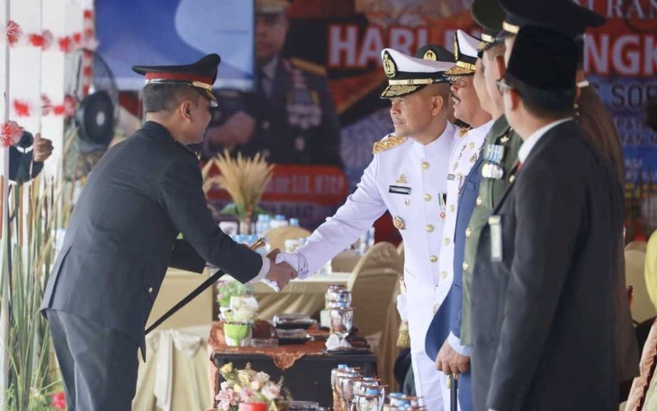 Pangkoarmada III Laksda TNI Hersan 