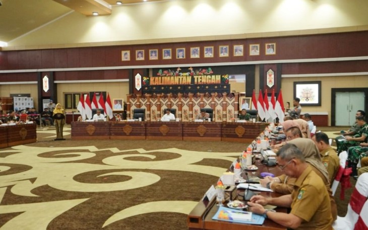 Mentan RI Andi Amran Sulaiman dalam rakor di provinsi Kalimantan Tengah