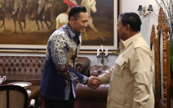 Menteri Agraria Tata Ruang /Kepala Badan Pertanahan Nasional (ATR/BPN) sekaligus Ketua Umum Partai Demokrat Agus Harimurti Yudhoyono (AHY) menyempatkan bertemu dengan Prabowo Subianto