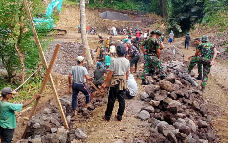 Kegiatan Pra TMMD di Dusun Bukit Catu, Desa Selumbung, Kecamatan Manggis, Kabupaten Karangasem, Bali, Minggu (18/2/2024). 
