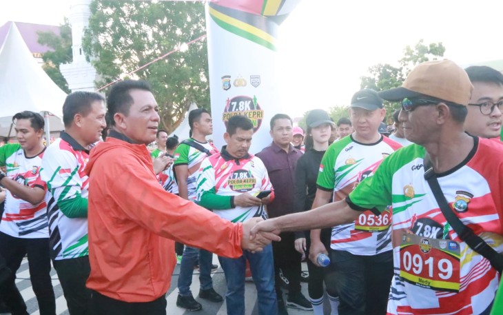 Gubernur Ansar saat Hadiri Kegiatan 7,8K Fun Run Polda Kepri 2024