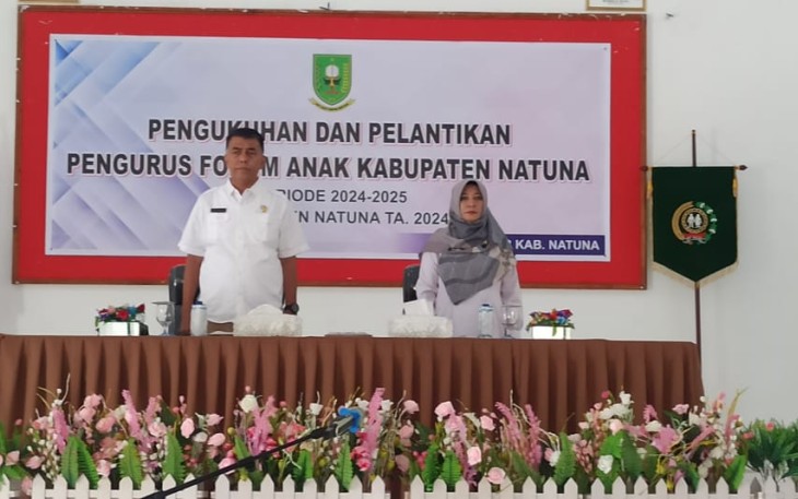 Bupati Natuna, Wan Siswandi buka kegiatan pengukuhkan kepengurusan Forum Anak  (FA) Kabupaten Natuna masa priode 2024-2025. Bertempat di Gedung Darma Wanita. Jl. Batu Sisir Desa Sungai Ulu Kecamatan Bunguran Timur Kabupaten Natuna, Rabu (06/03/2024)