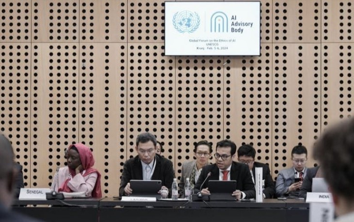 Wakil Menteri Komunikasi dan Informatika Nezar Patria dalam sesi Ministers’ Closed Consultations on the Interim Report of the UNSG’s High Level Advisory Body on AI, di Brdo Congress Centre, Slovenia, Minggu (04/02/2024).   