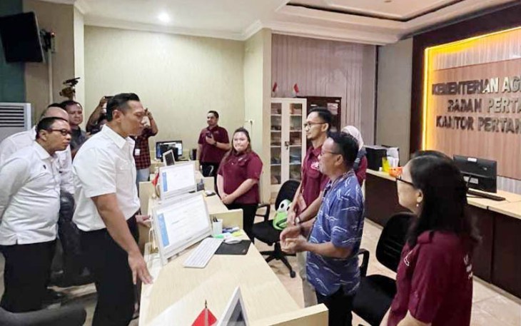 Menteri AHY saat Menyapa Jajaran Pegawai di Daerah