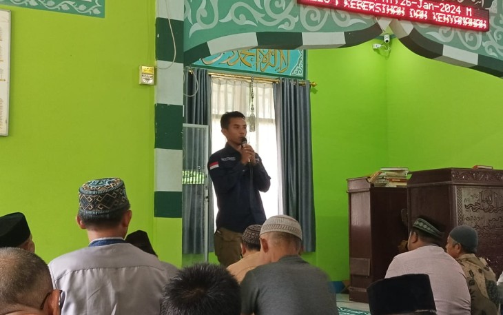 Sosialisasi PPK dan Monitoring Bimtek KPPS Serentak se Indonesia di kecamatan Kinali yang di hadiri langsung oleh Komisioner KPU Pasbar Syarif Hidayatullah didampingi Kasubag Tekmas Zamzami dan tim di Masjid Baitul Amal Nagari Mudiak Labuah, Kecamatan Kinali, Kabupaten Pasaman Barat Jum'at (26/1/2024)