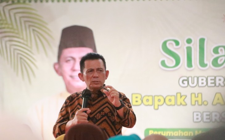 Gubernur Ansar saat Paparkan Program Strategis di Hadapan Masyarakat Belian, Batam