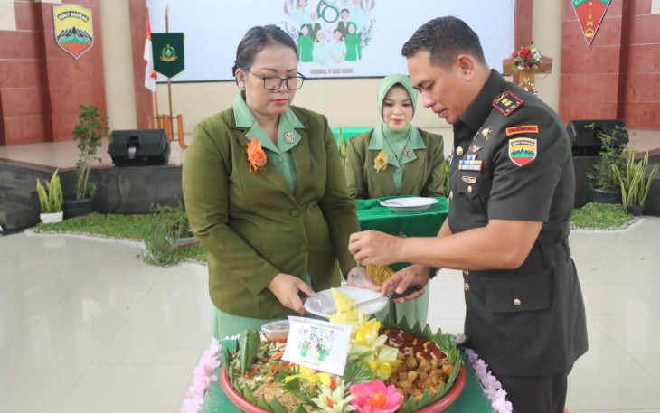Batalyon Komposit 1/Gardapati Menggelar Syukuran HUT Ke-78 Persit Kartika Chandra Kirana Tahun 2024