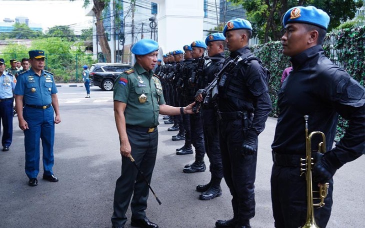 Panglima Tentara Nasional Indonesia (TNI) Jenderal TNI Agus Subiyanto saat Cek Kesiapan Paspampres , di Mako Paspampres, Jl. Tanah Abang II, Jakarta Pusat, Rabu (24/1/2024).